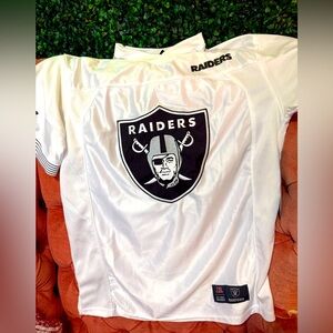NFL White and Black Striped Jersey. Las Vegas Raiders Boys size 18/20 NWT